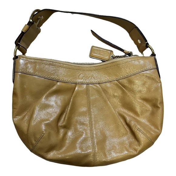COACH | BEIGE PATENT LEATHER BAG | PLEATED BUCKLE STRAP | HOBO SHOULDER PURSE - Picture 1 of 15